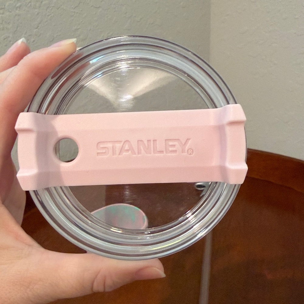 EUC OG Stanley 40oz Target Exclusive Pink Pearlescent - Picture 7 of 9